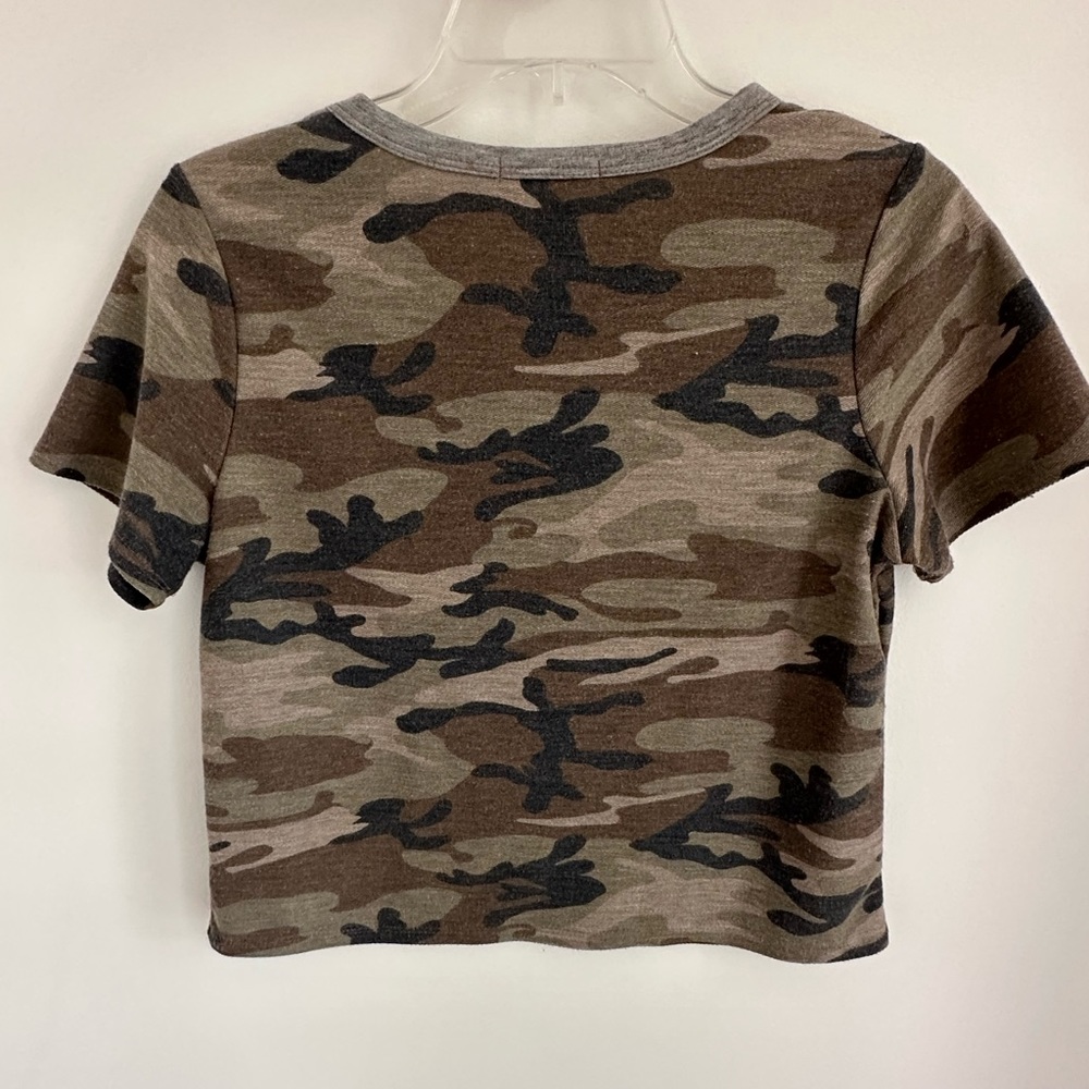 Camo Crop T-shirt